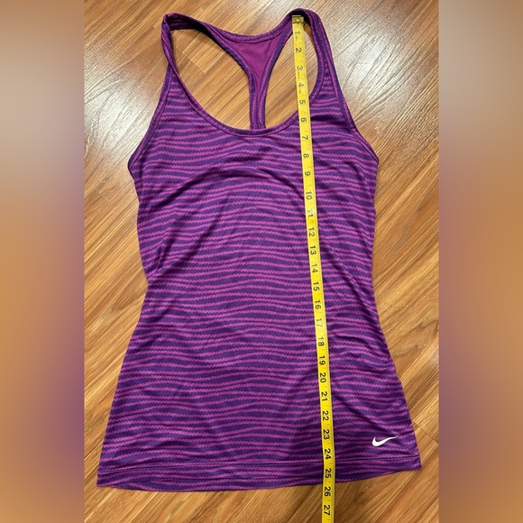 🎉HP🎉 Nike Scoop-Neck Racerback Dri-Fit Tank Size XS/S - Picture 4 of 9